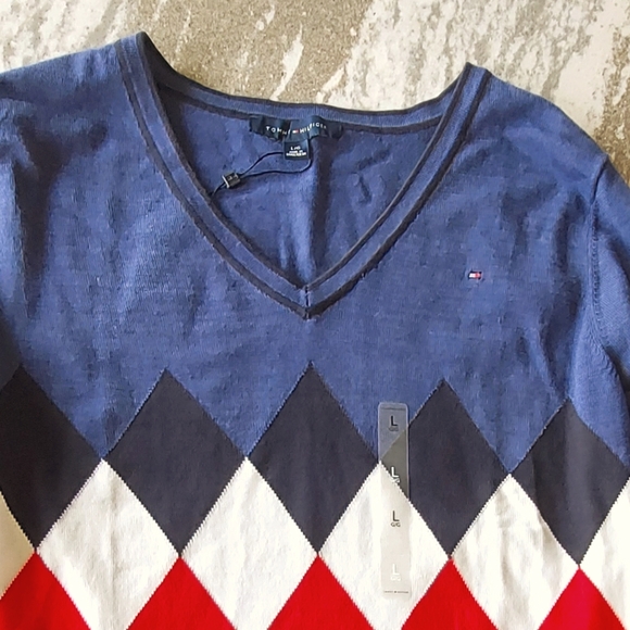Tommy Hilfiger Sweaters - Tommy Hilfiger Woman's Jacquard V-Neck Sweater New Size Large